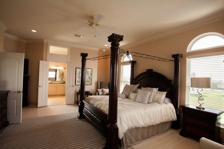 Coastal bedroom 
